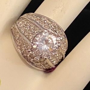 Vintage 80’s 18K HGE White Gold Cubic Zirconia Cocktail Ring Size 6.25 - 6.5
